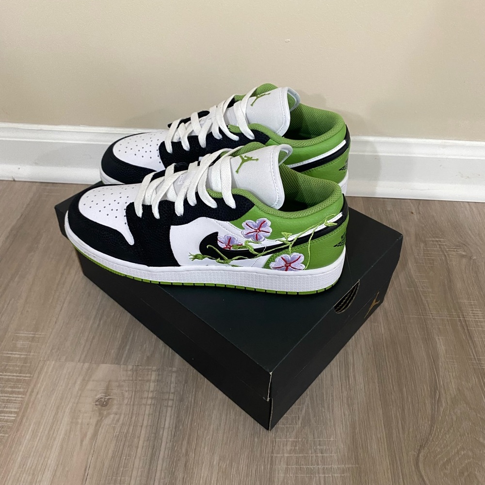 Air Jordan 1 Low SE GS 'Floral'